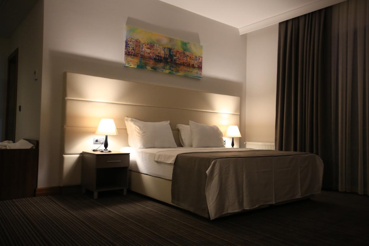 Familya Otel Erbaa Exterior photo