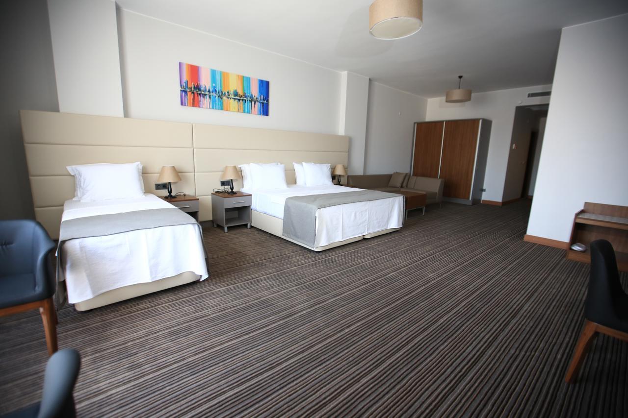 Familya Otel Erbaa Exterior photo